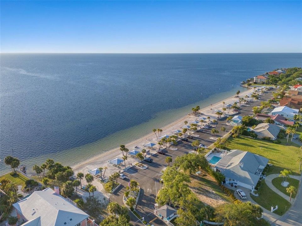 For Sale: $865,000 (4 beds, 3 baths, 2534 Square Feet)