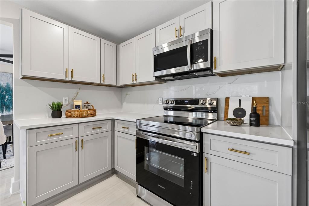 For Sale: $865,000 (4 beds, 3 baths, 2534 Square Feet)