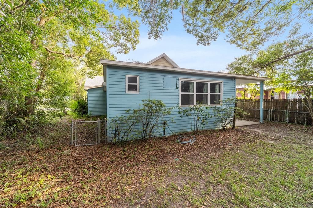 For Sale: $224,900 (3 beds, 2 baths, 1273 Square Feet)