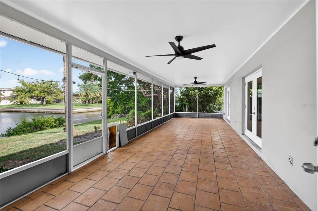For Sale: $715,000 (3 beds, 2 baths, 1640 Square Feet)