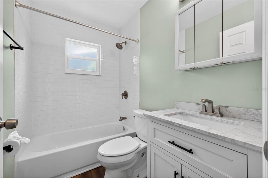 For Sale: $715,000 (3 beds, 2 baths, 1640 Square Feet)