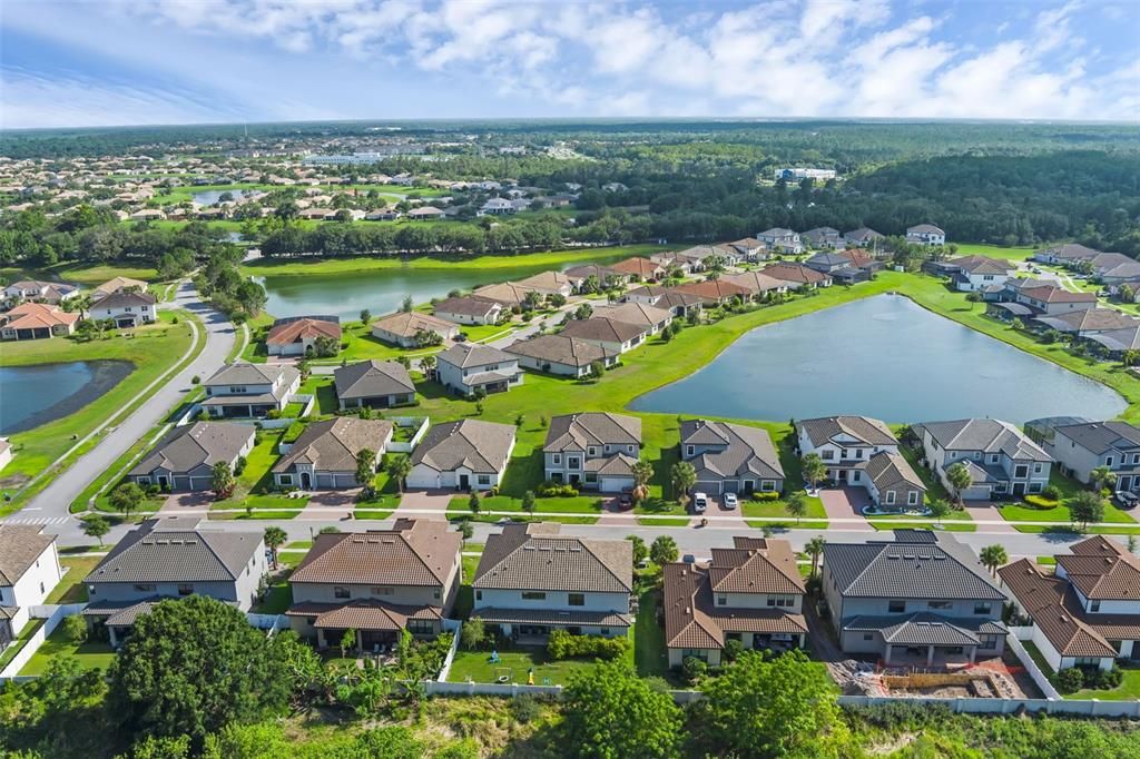 На продажу: $675,000 (5 спален, 3 ванн, 4232 Квадратных фут)