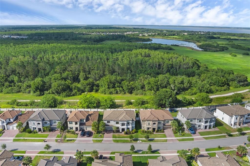 На продажу: $675,000 (5 спален, 3 ванн, 4232 Квадратных фут)