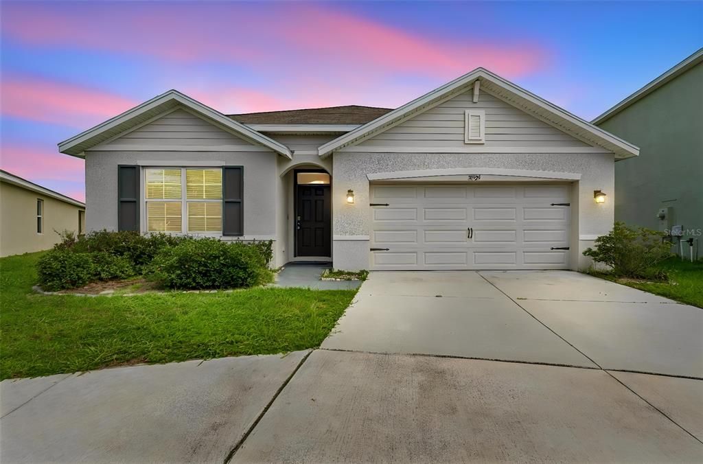 For Sale: $350,000 (4 beds, 2 baths, 1846 Square Feet)