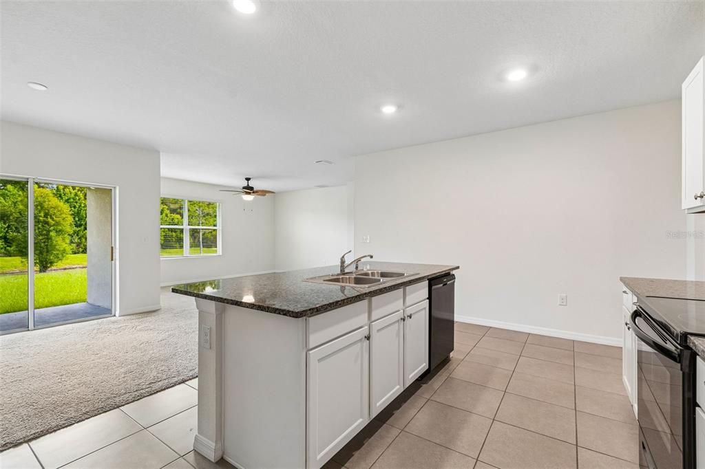 For Sale: $350,000 (4 beds, 2 baths, 1846 Square Feet)