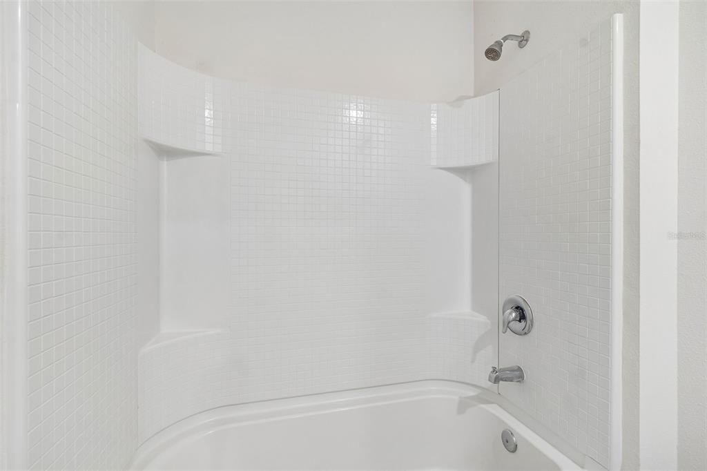 For Sale: $350,000 (4 beds, 2 baths, 1846 Square Feet)
