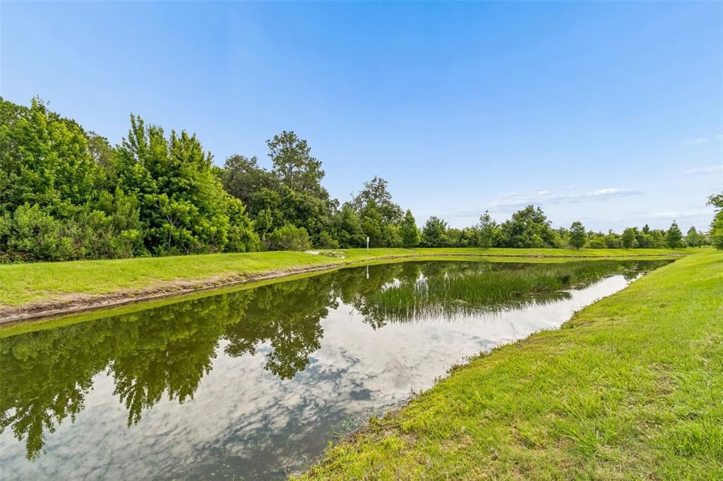 На продажу: $350,000 (4 спален, 2 ванн, 1846 Квадратных фут)