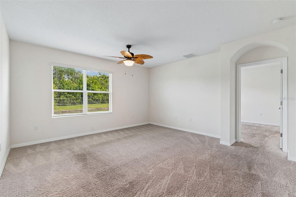 For Sale: $350,000 (4 beds, 2 baths, 1846 Square Feet)