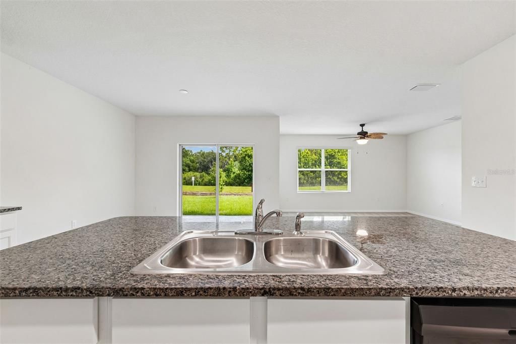 For Sale: $350,000 (4 beds, 2 baths, 1846 Square Feet)