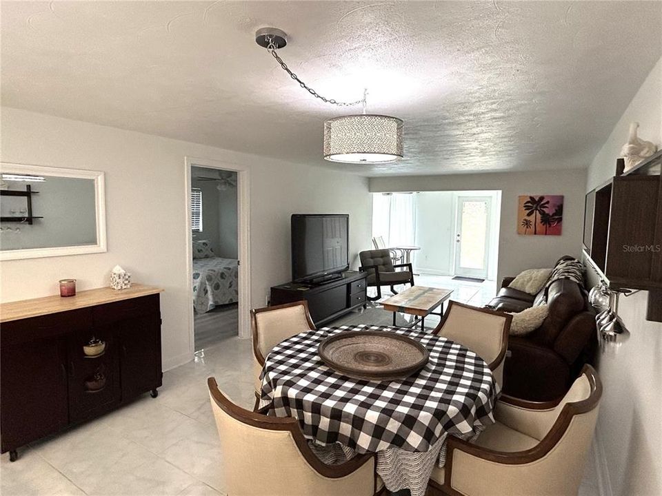 For Rent: $1,500 (2 beds, 2 baths, 1080 Square Feet)