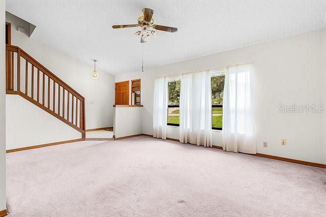 На продажу: $325,000 (3 спален, 2 ванн, 1658 Квадратных фут)