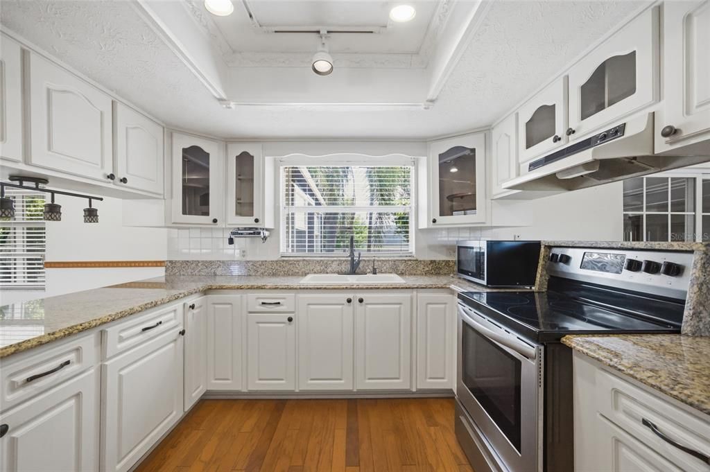 En Venta: $330,000 (2 camas, 2 baños, 1432 Pies cuadrados)