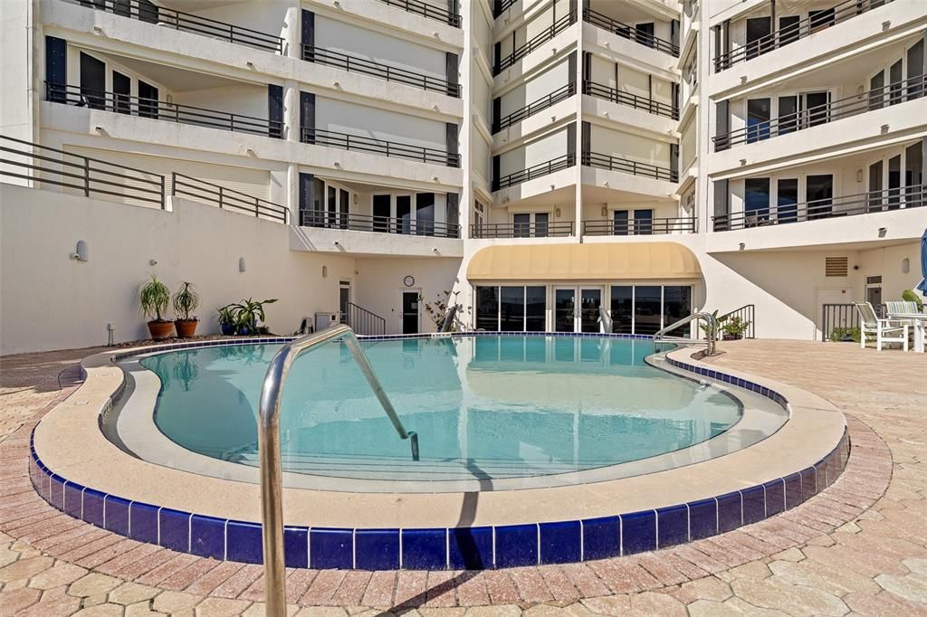 En Venta: $449,000 (2 camas, 2 baños, 1634 Pies cuadrados)