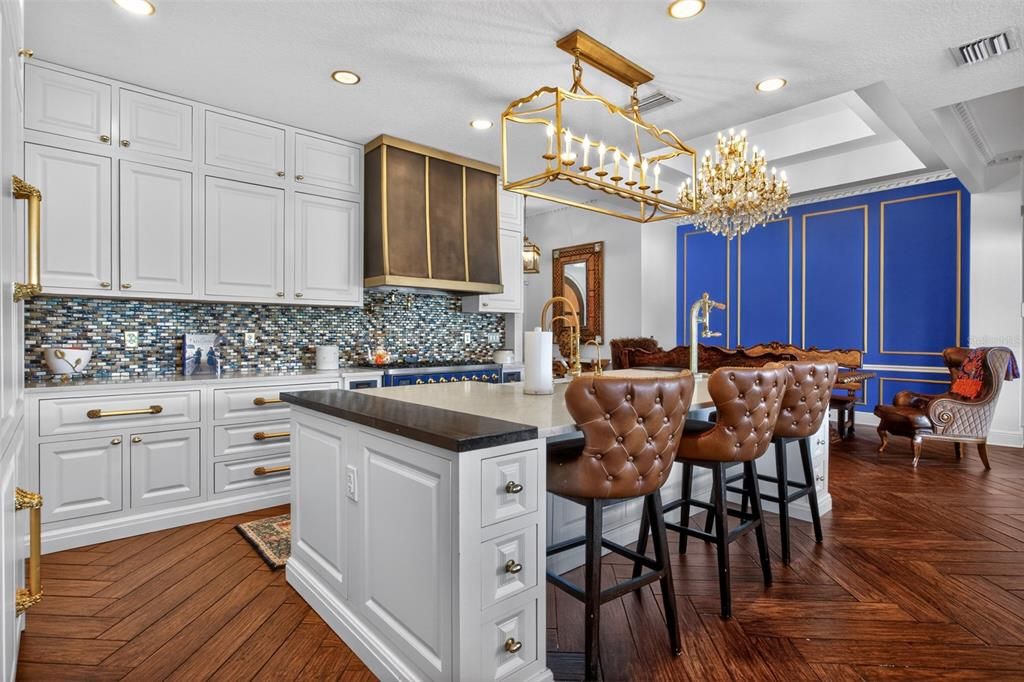 For Sale: $1,329,000 (5 beds, 4 baths, 3703 Square Feet)