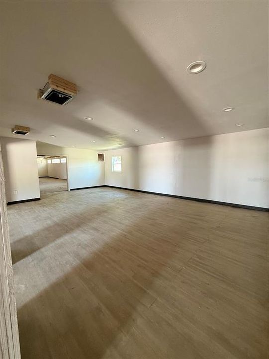 For Sale: $675,000 (0 beds, 0 baths, 4180 Square Feet)