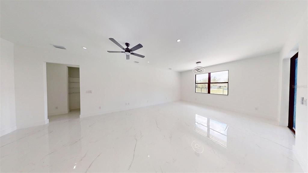 For Sale: $649,500 (3 beds, 2 baths, 2032 Square Feet)