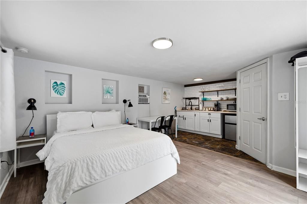 En Venta: $750,000 (4 camas, 3 baños, 1902 Pies cuadrados)