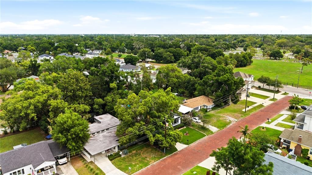 En Venta: $750,000 (4 camas, 3 baños, 1902 Pies cuadrados)