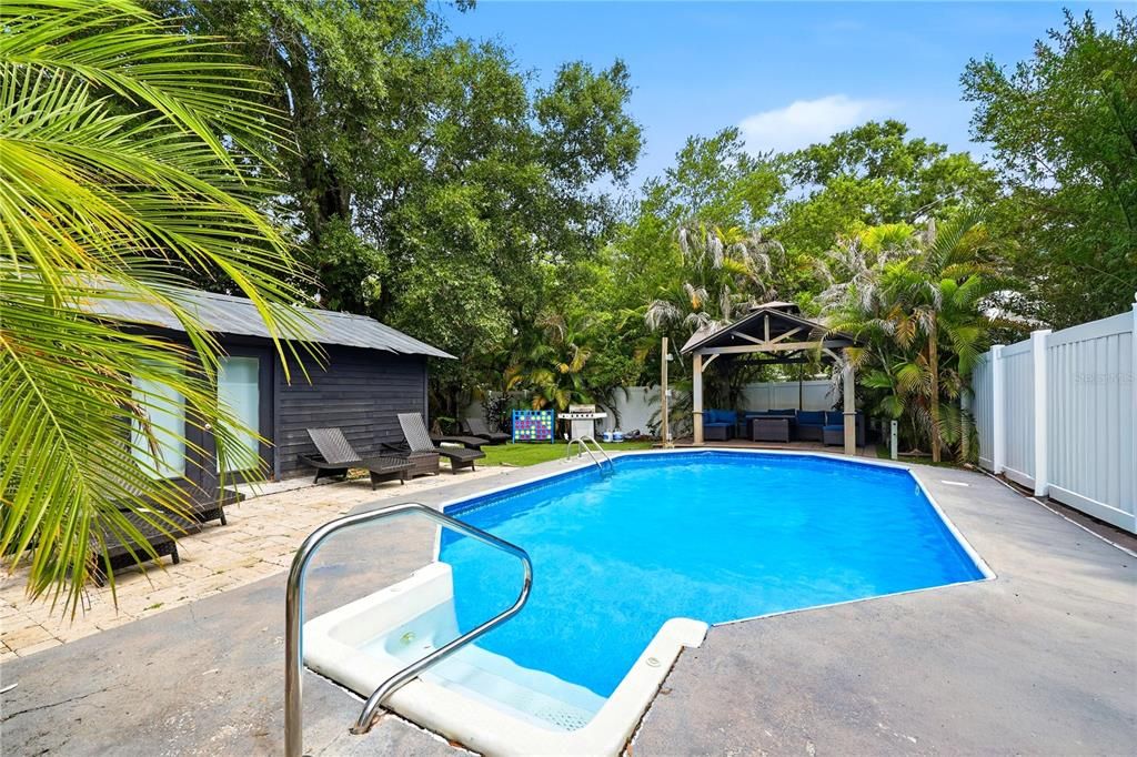 En Venta: $750,000 (4 camas, 3 baños, 1902 Pies cuadrados)