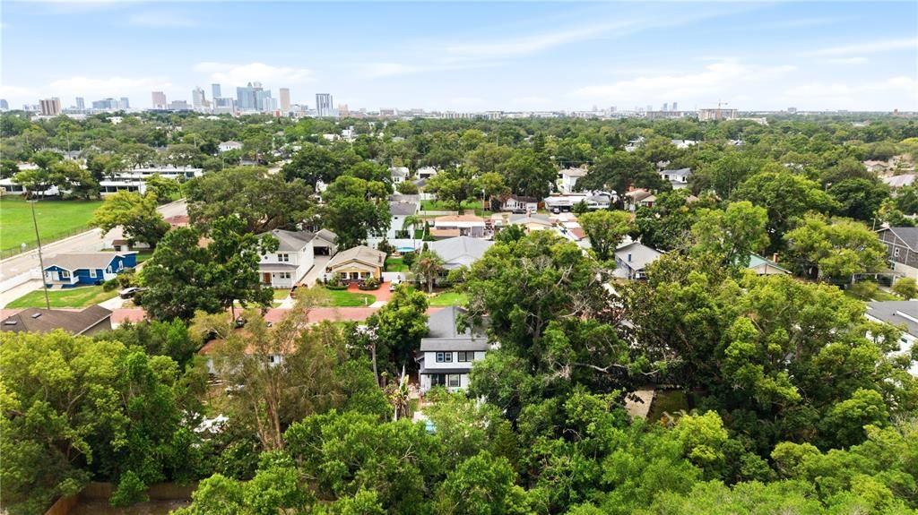 En Venta: $750,000 (4 camas, 3 baños, 1902 Pies cuadrados)