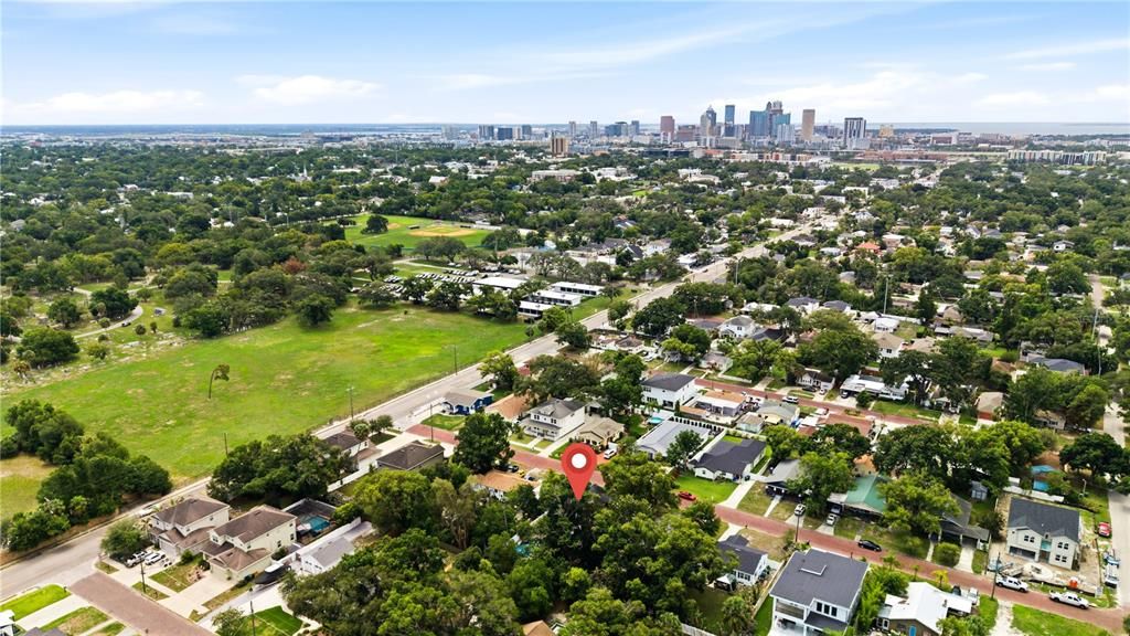 En Venta: $750,000 (4 camas, 3 baños, 1902 Pies cuadrados)