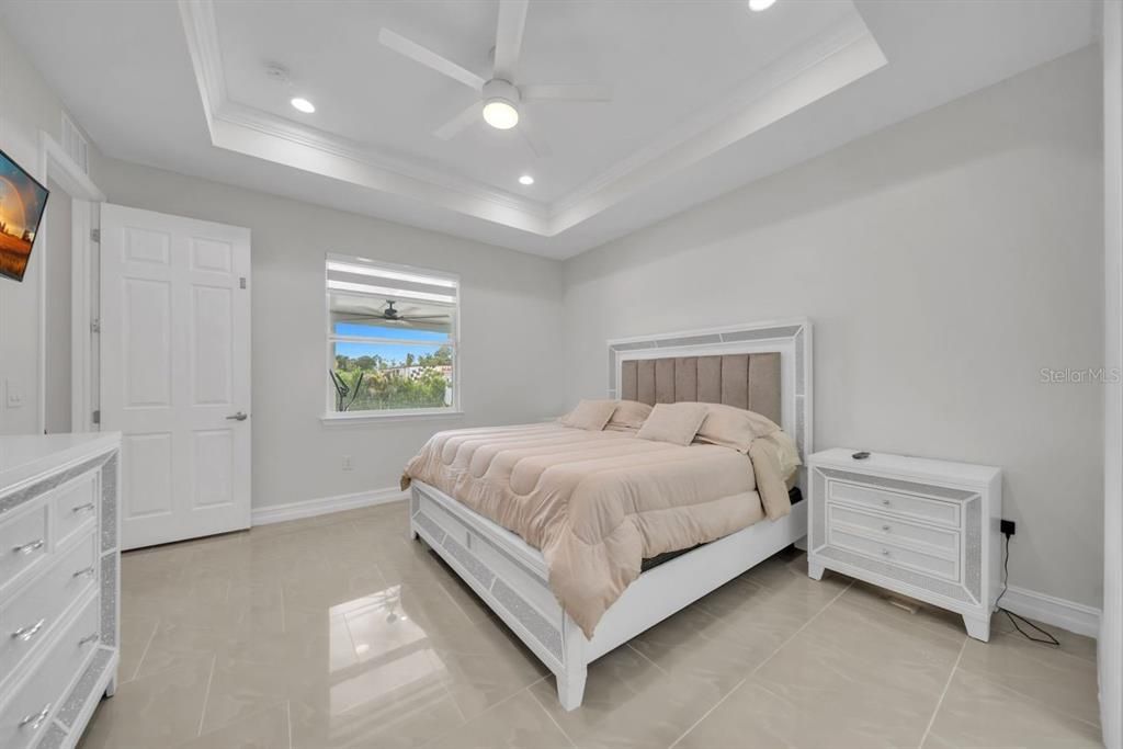 For Sale: $499,000 (3 beds, 2 baths, 1537 Square Feet)