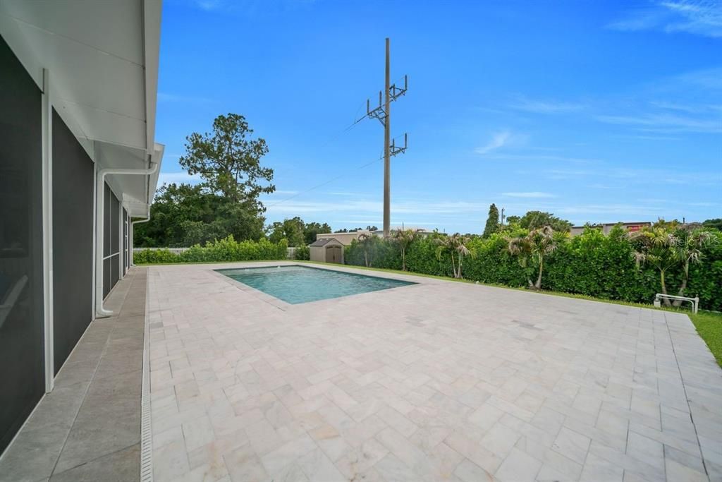 For Sale: $499,000 (3 beds, 2 baths, 1537 Square Feet)