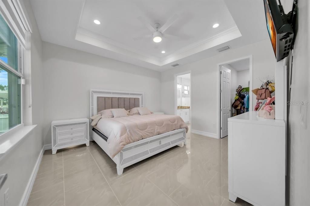 For Sale: $499,000 (3 beds, 2 baths, 1537 Square Feet)
