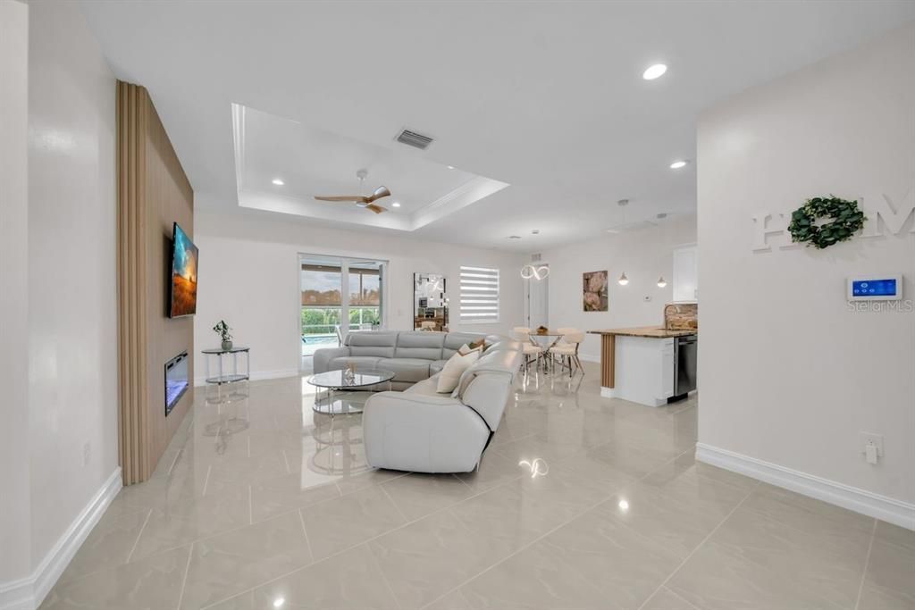 For Sale: $499,000 (3 beds, 2 baths, 1537 Square Feet)