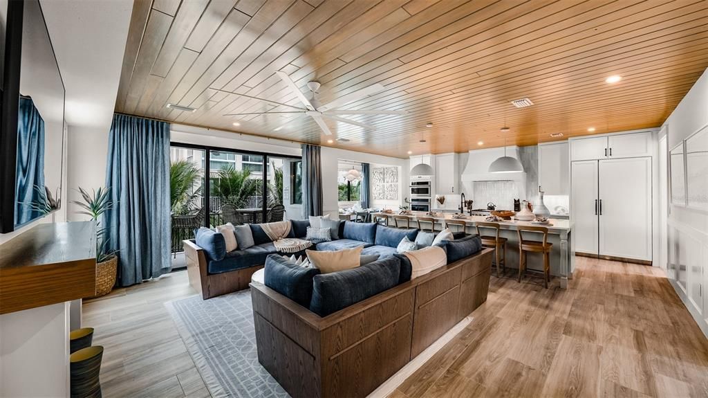 For Sale: $4,500,000 (5 beds, 5 baths, 3891 Square Feet)