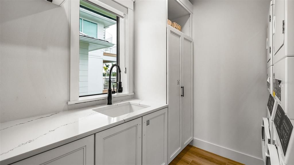 For Sale: $4,500,000 (5 beds, 5 baths, 3891 Square Feet)