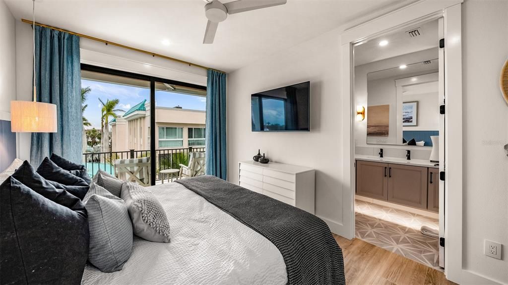 For Sale: $4,500,000 (5 beds, 5 baths, 3891 Square Feet)
