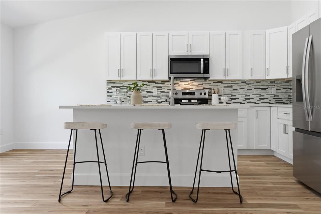 На продажу: $389,900 (4 спален, 2 ванн, 2100 Квадратных фут)
