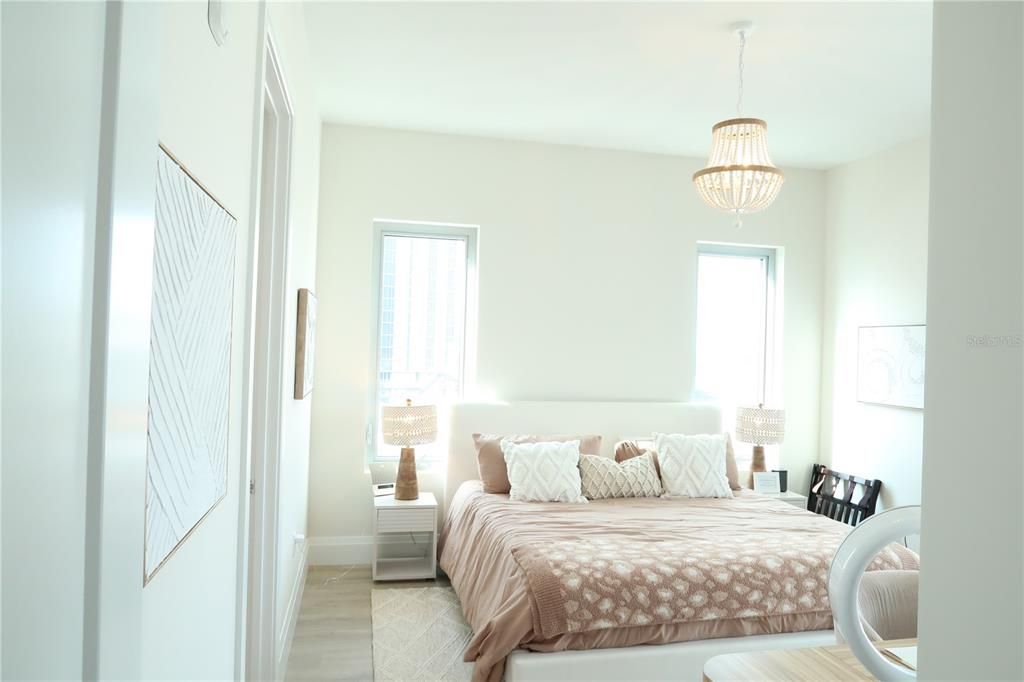 For Sale: $2,199,000 (3 beds, 3 baths, 2522 Square Feet)