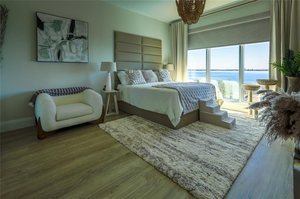 For Sale: $2,199,000 (3 beds, 3 baths, 2522 Square Feet)