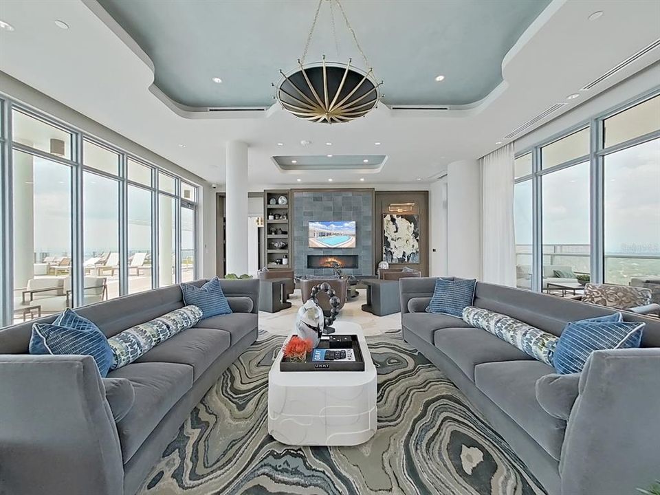 For Sale: $2,199,000 (3 beds, 3 baths, 2522 Square Feet)