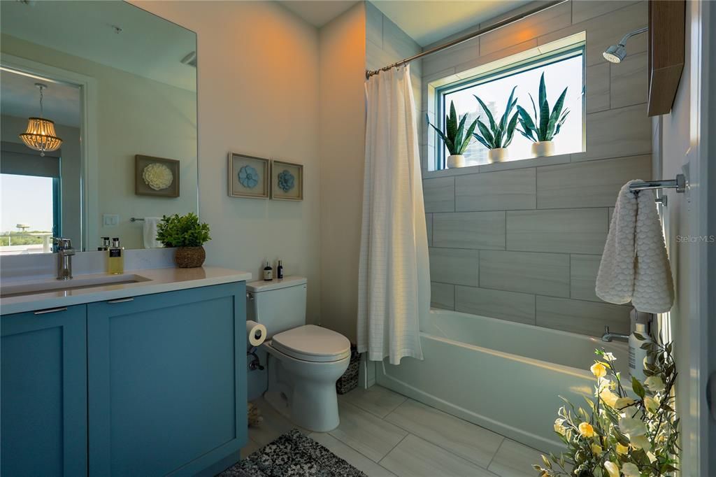For Sale: $2,199,000 (3 beds, 3 baths, 2522 Square Feet)