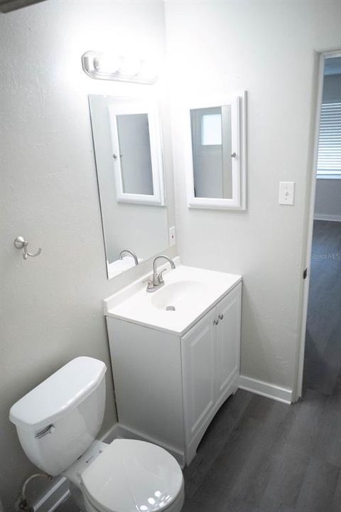 For Sale: $300,000 (3 beds, 1 baths, 990 Square Feet)