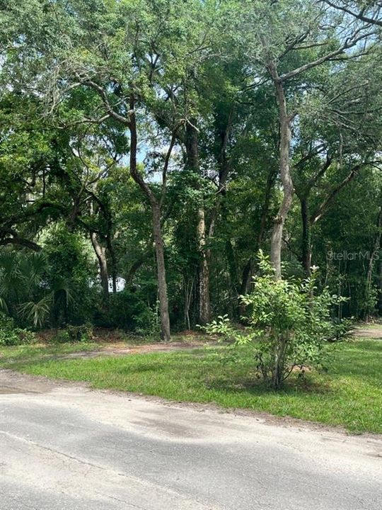 For Sale: $154,900 (2 beds, 2 baths, 1176 Square Feet)