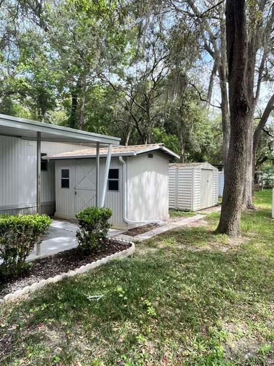 For Sale: $154,900 (2 beds, 2 baths, 1176 Square Feet)