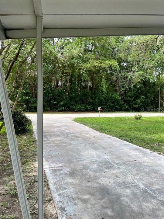 For Sale: $154,900 (2 beds, 2 baths, 1176 Square Feet)