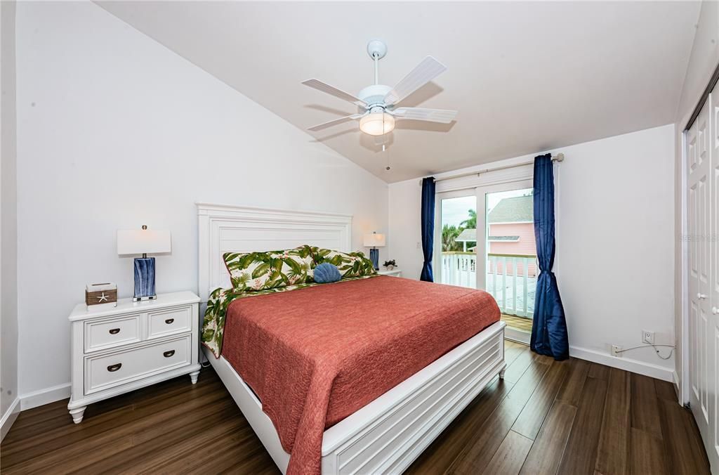 For Rent: $13,000 (3 beds, 3 baths, 3472 Square Feet)