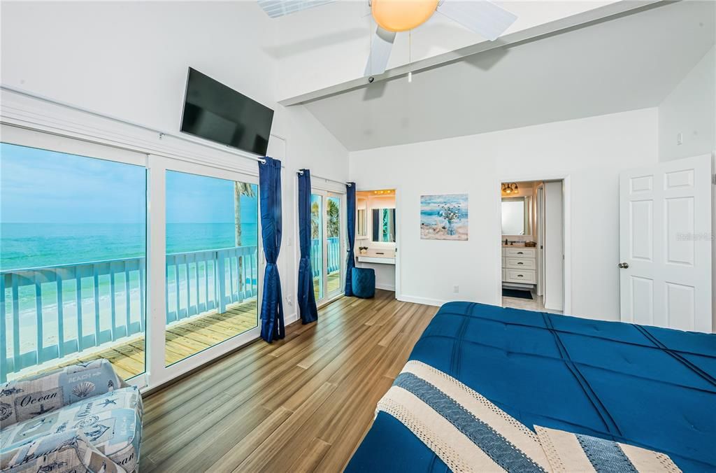 For Rent: $13,000 (3 beds, 3 baths, 3472 Square Feet)