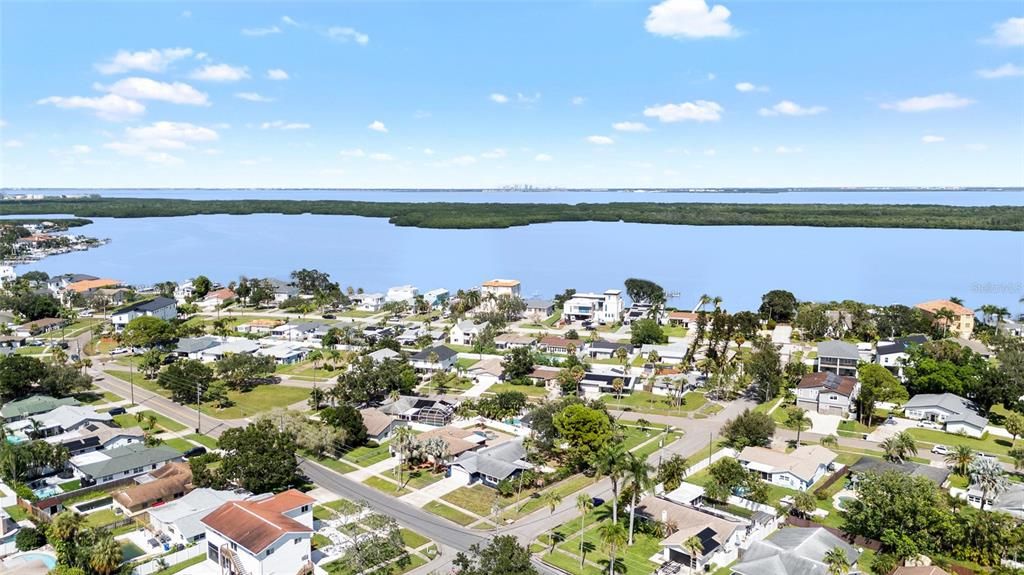 For Sale: $379,000 (3 beds, 2 baths, 1373 Square Feet)