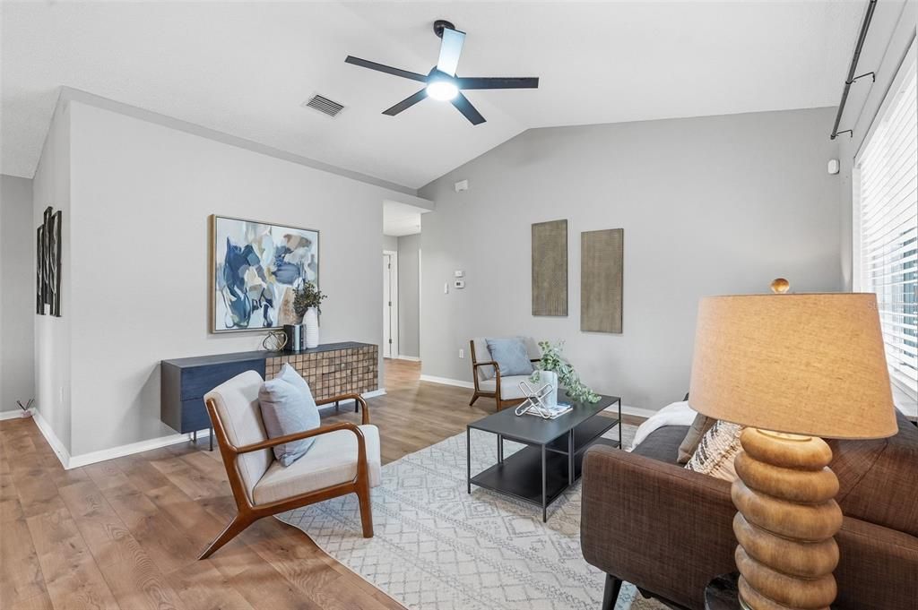 Active With Contract: $170,000 (2 beds, 2 baths, 1260 Square Feet)