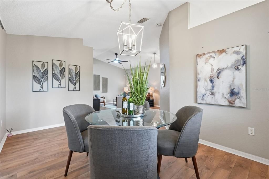 Active With Contract: $170,000 (2 beds, 2 baths, 1260 Square Feet)
