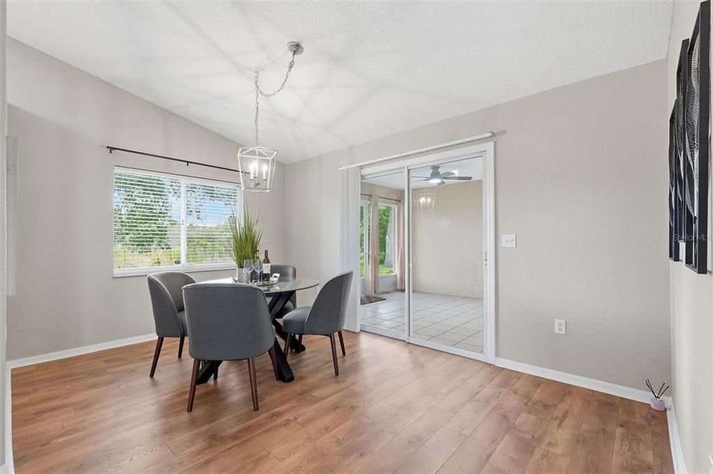 Active With Contract: $170,000 (2 beds, 2 baths, 1260 Square Feet)