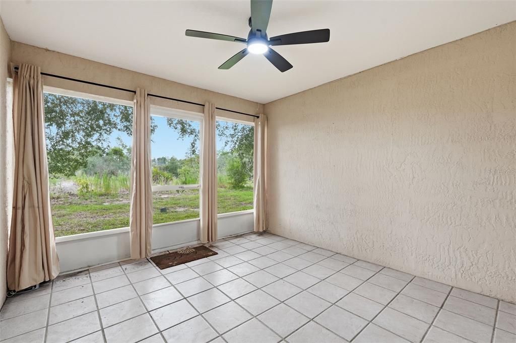 Active With Contract: $170,000 (2 beds, 2 baths, 1260 Square Feet)