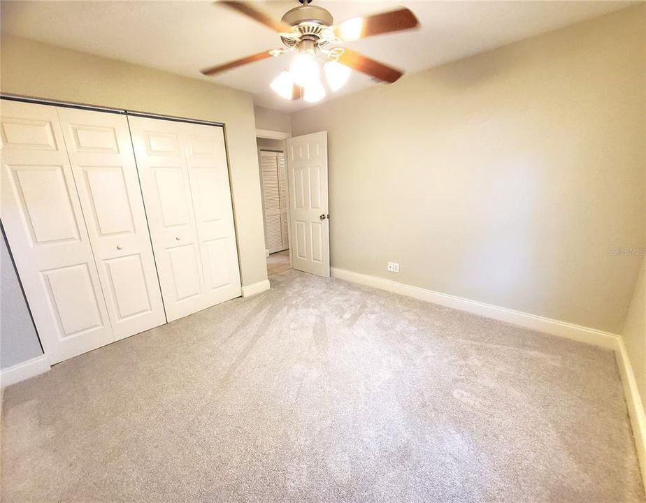 For Sale: $359,900 (3 beds, 2 baths, 1269 Square Feet)