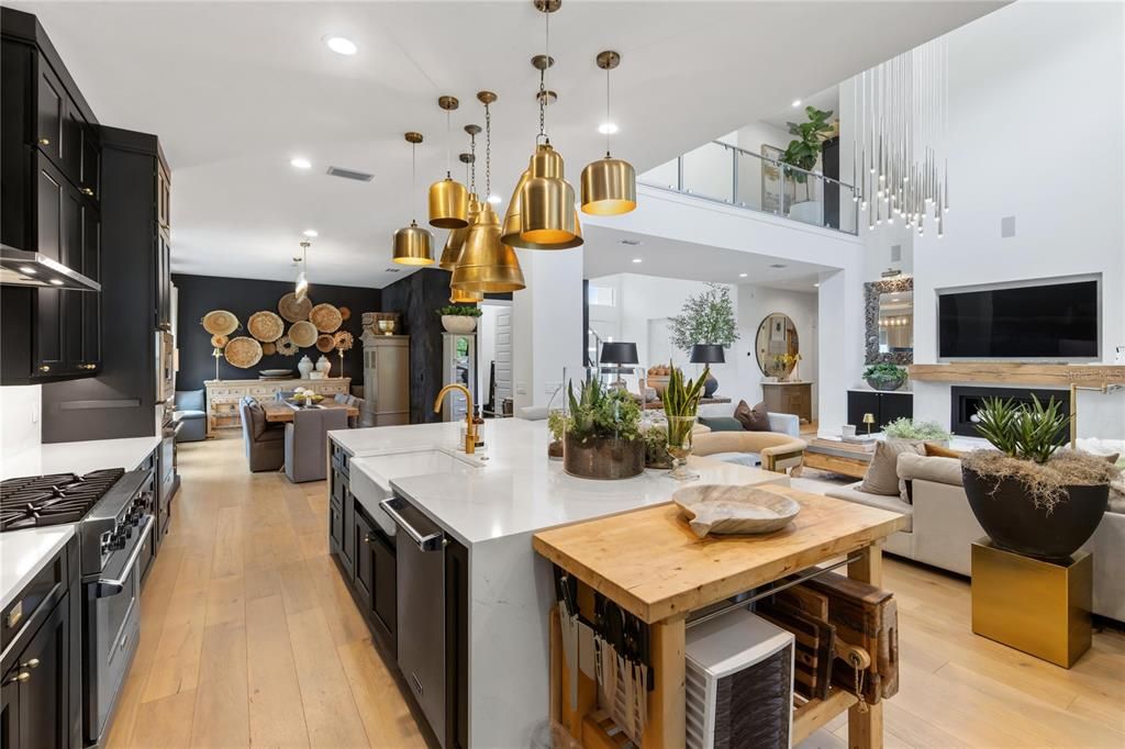 For Sale: $1,945,000 (4 beds, 3 baths, 4188 Square Feet)